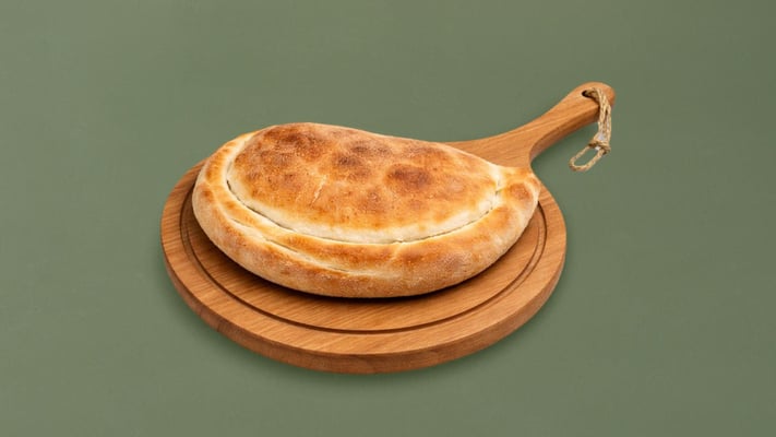 Καλτσόνε Αυγό